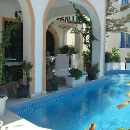 Hotel Koralli Kamári Kültér fotó