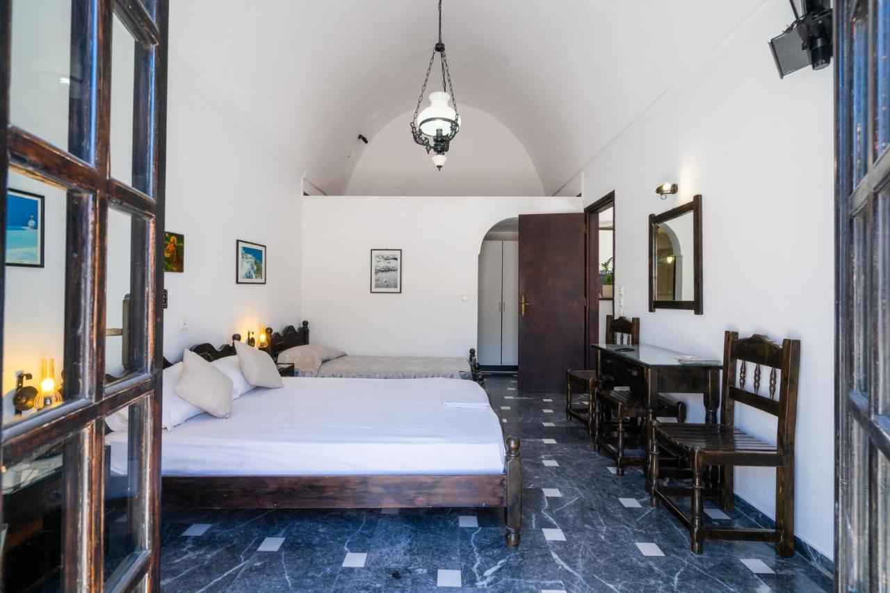 Hotel Koralli Kamári Kültér fotó